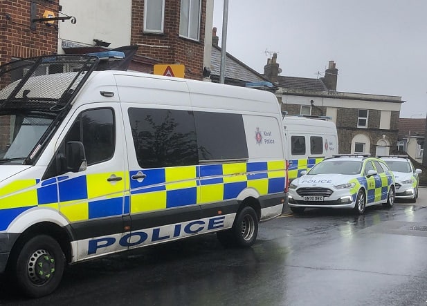 Two arrested after police raid in Ramsgate uncovers suspected MDMA and  cocaine – The Isle Of Thanet News