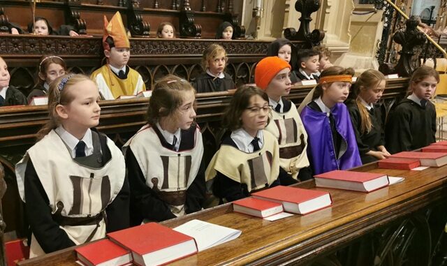 UPTONcanterbry - costumed characters in the Canterbury cathedral pews - Copy