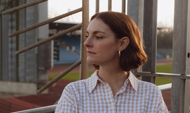 Rebecca Perry - copyright Robin Christian