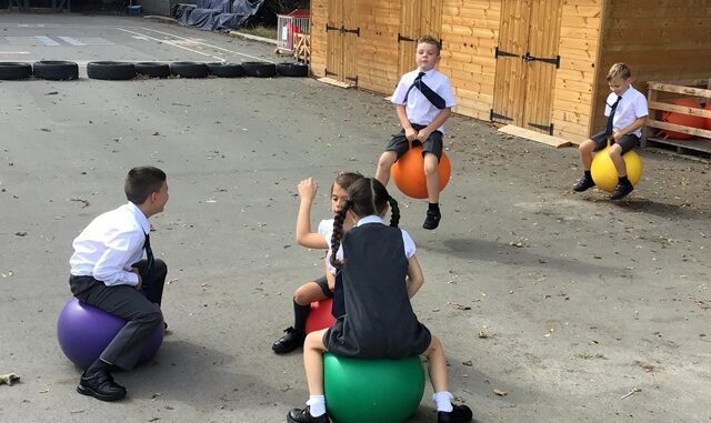 UPTONYr3 - outdoor fun1